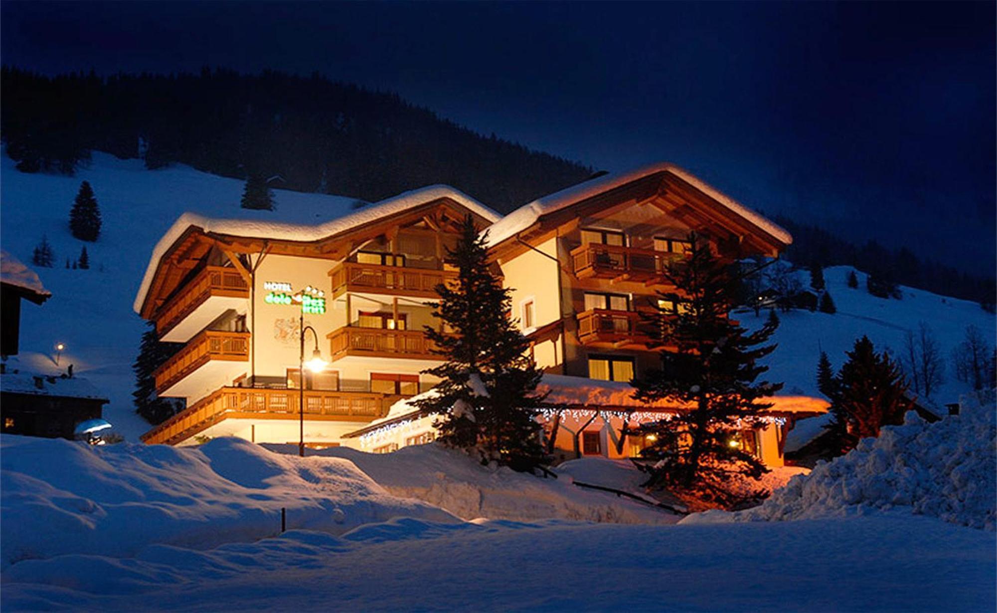 Hotel Dolomites Inn Canazei Exterior foto