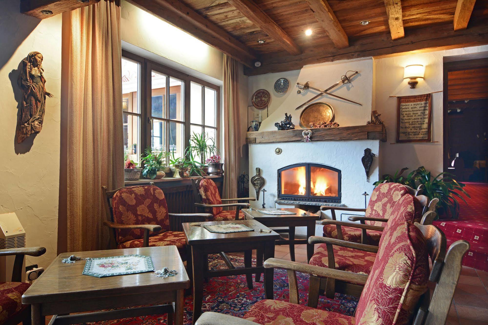 Hotel Dolomites Inn Canazei Exterior foto
